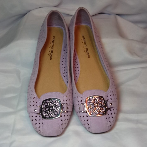 Christian Siriano Flats - Picture 2 of 7